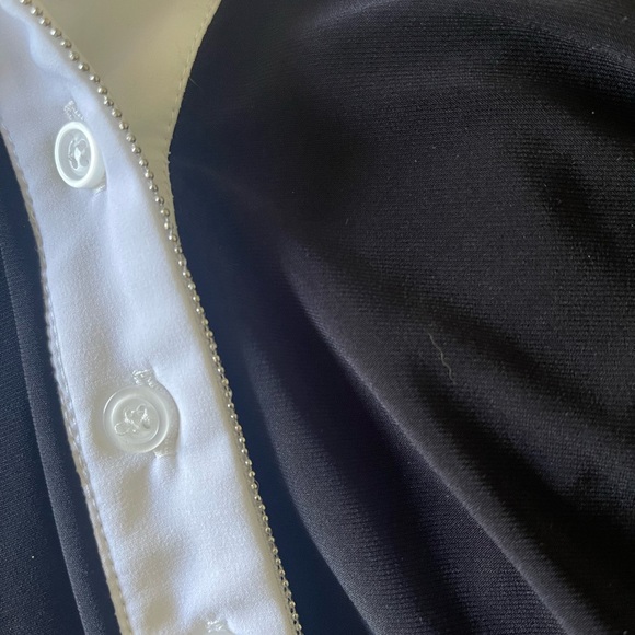 Joseph Ribkoff Long Sleeve Black Top with White Contrast Trim- Size 8 NWT - Picture 5 of 11